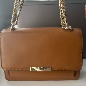 Michael Kors shoulder & crossbody purse in perfect condition + clean